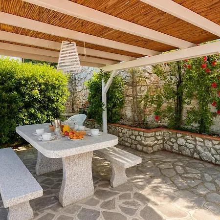La Terrazza Di Ofelia - Elba Affitti アパート